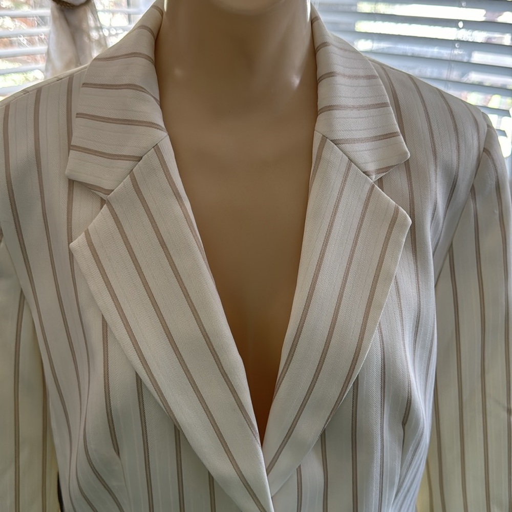 Anne Klein Blazer Jacket in Cream with Tan stripes. NWT - Picture 10 of 13